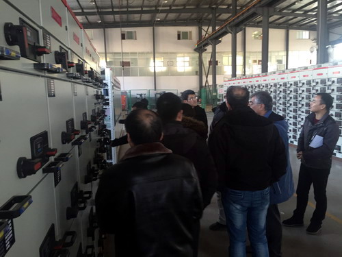 得潤電氣高低壓開關(guān)柜 咨詢熱線:4000551777 得潤電氣高低壓開關(guān)柜 咨詢熱線:4000551777