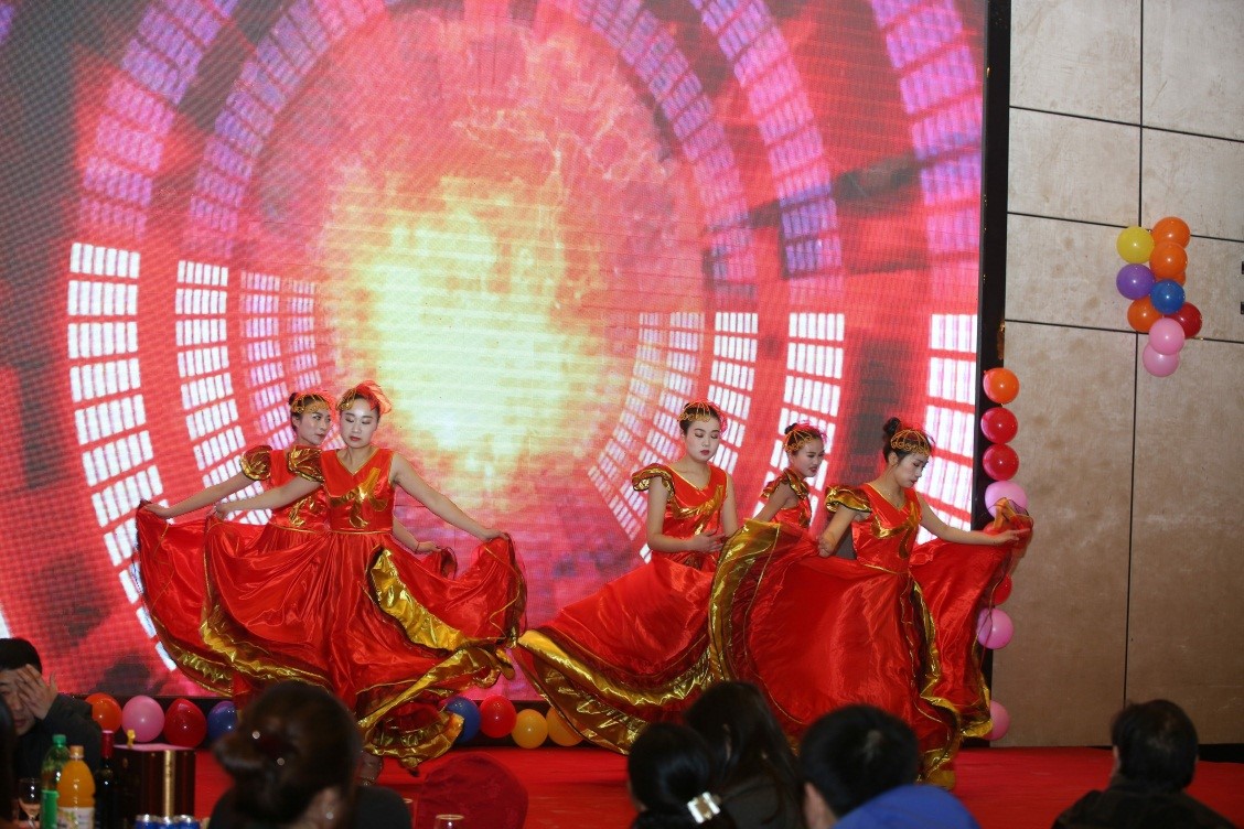 安徽得潤(rùn)電氣2016迎新晚會(huì)(www.kaiquanf.cn)全國(guó)統(tǒng)一客服熱線:400-0551-777 安徽得潤(rùn)電氣2016迎新晚會(huì)(www.kaiquanf.cn)全國(guó)統(tǒng)一客服熱線:400-0551-777