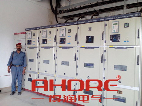 得潤(rùn)電氣 開關(guān)柜生產(chǎn)專家 咨詢熱線:4000551777 QQ:3176885416 得潤(rùn)電氣 開關(guān)柜生產(chǎn)專家 咨詢熱線:4000551777 QQ:3176885416