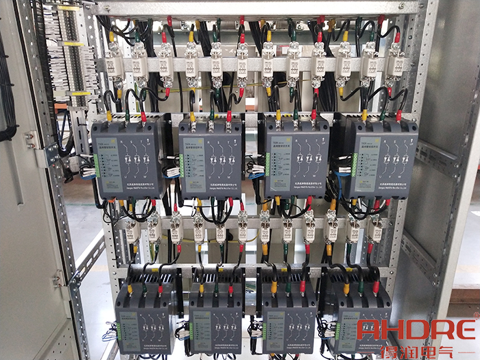 低壓晶閘管電容補(bǔ)償.jpg 低壓晶閘管電容補(bǔ)償.jpg