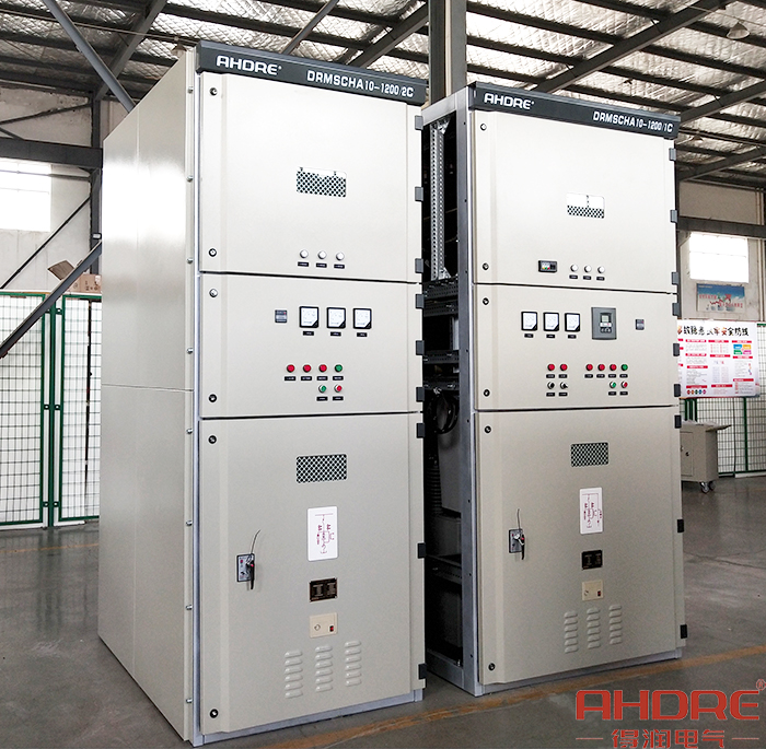 10KV高壓無功自動補償裝置.jpg 10KV高壓無功自動補償裝置.jpg