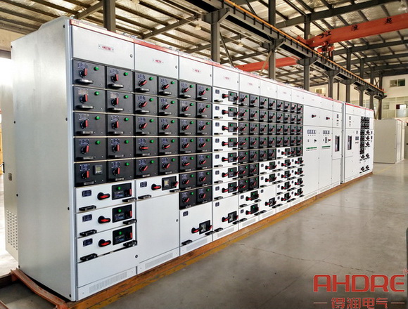 低壓抽屜柜.jpg 低壓抽屜柜.jpg