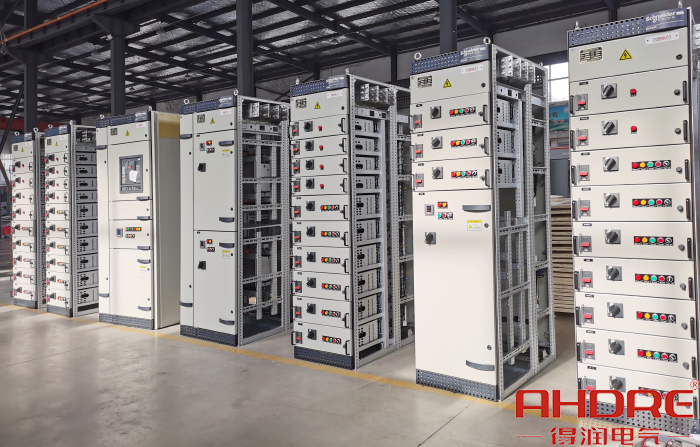 Blokset低壓柜.jpg Blokset低壓柜.jpg