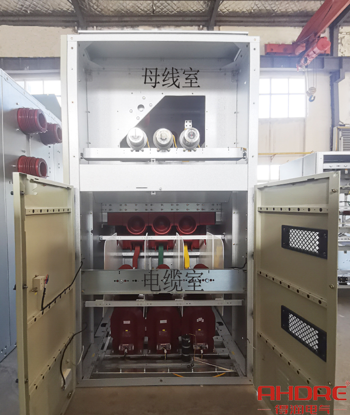 35kv高壓柜背面結(jié)構(gòu)圖.jpg 35kv高壓柜背面結(jié)構(gòu)圖.jpg