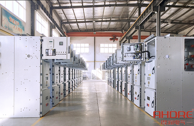 10KV高壓柜.jpg 10KV高壓柜.jpg